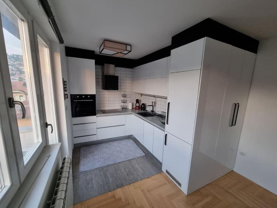 Luxury Emas Old Town Dream View Apartment